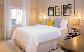 Magnolia Inn Panama City